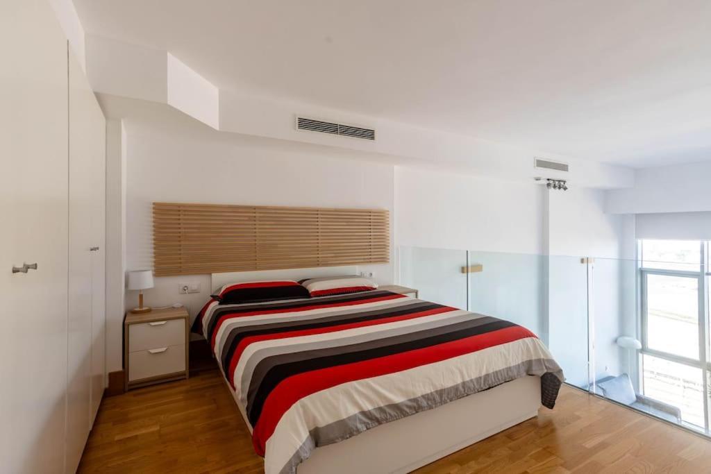 Duplex Loft Apartamento Con Parking Gratis Daire Valensiya Dış mekan fotoğraf