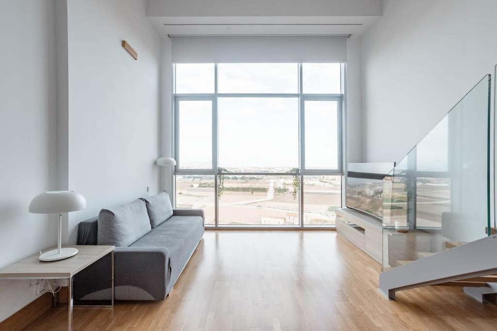 Duplex Loft Apartamento Con Parking Gratis Daire Valensiya Dış mekan fotoğraf